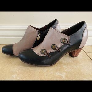 L’Artiste Boots Size 9.5